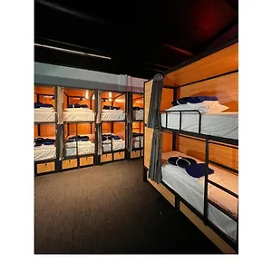Capsuleaccom Hostel