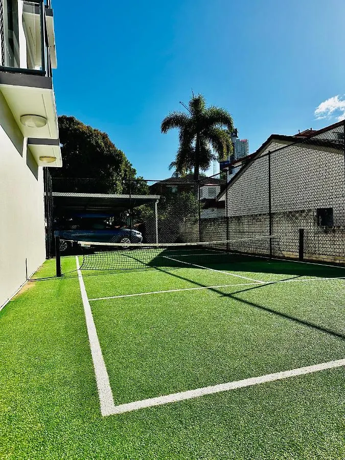 Broadwater Parklands Paradise-One & Two Bedroom Apartments Gold Coast