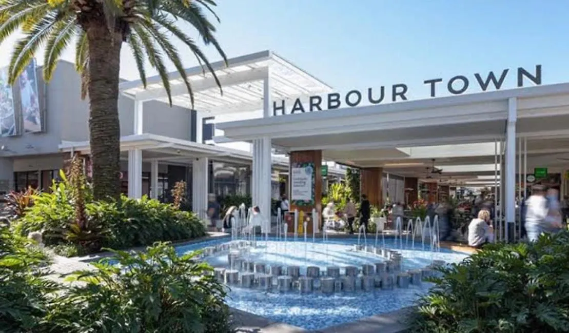 Broadwater Parklands Paradise-One & Two Bedroom Apartments Gold Coast